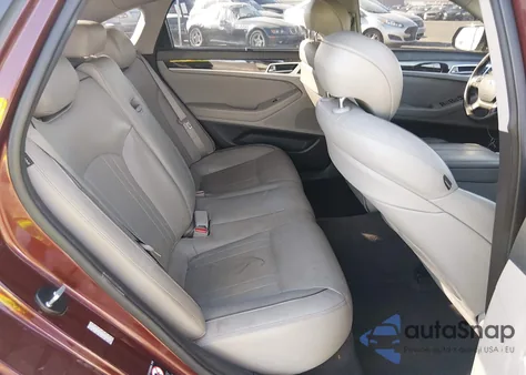 2015 Hyundai Genesis 3.8 z USA, uszkodzony, nr VIN KMHGN4JE5FU091975